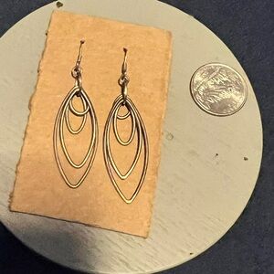 Sterling Silver tear drop layered earrings, quarter for size reference